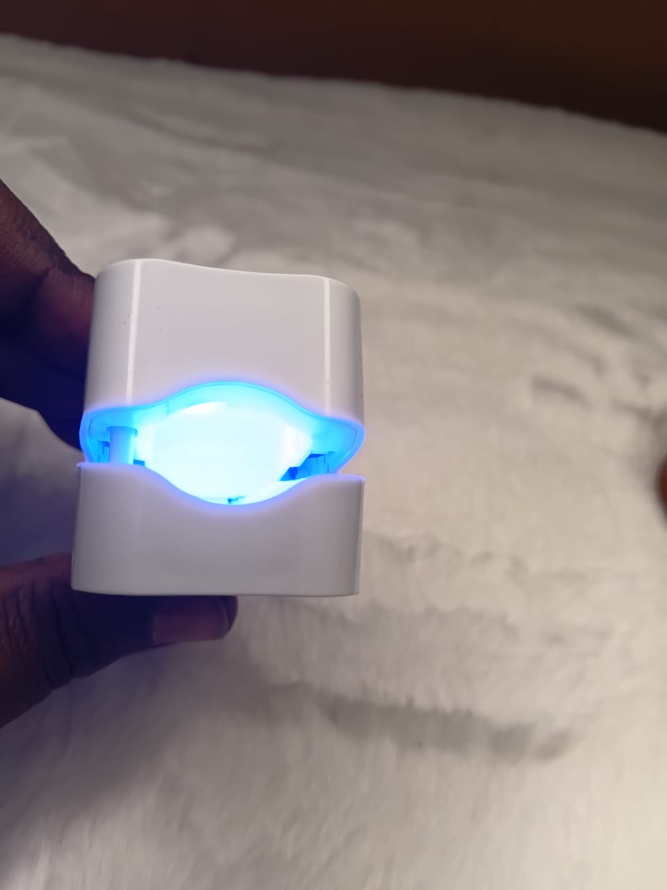 Nail Fungus Laser Treatment Device | Toenail &amp; Fingernail Care Solution (With Manicure Set Gift)